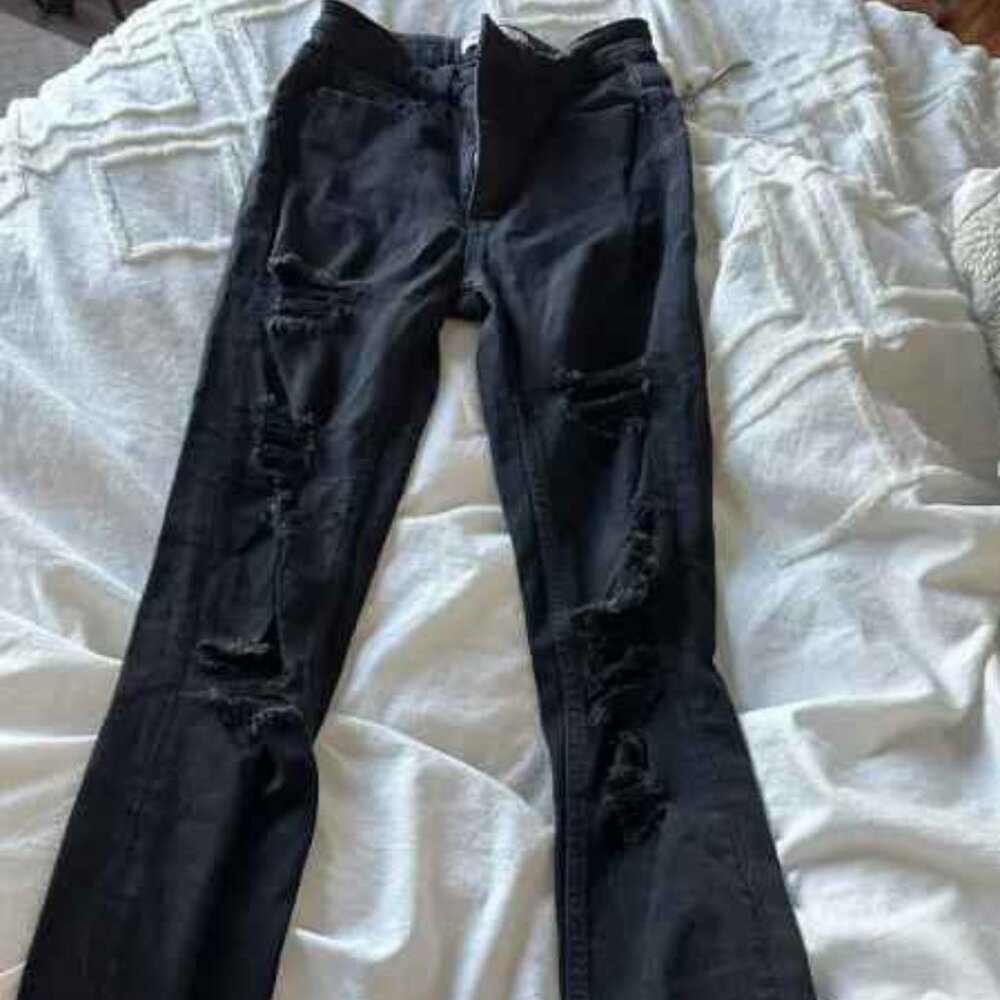 BKE Buckle Parker Black Ripped Jeans